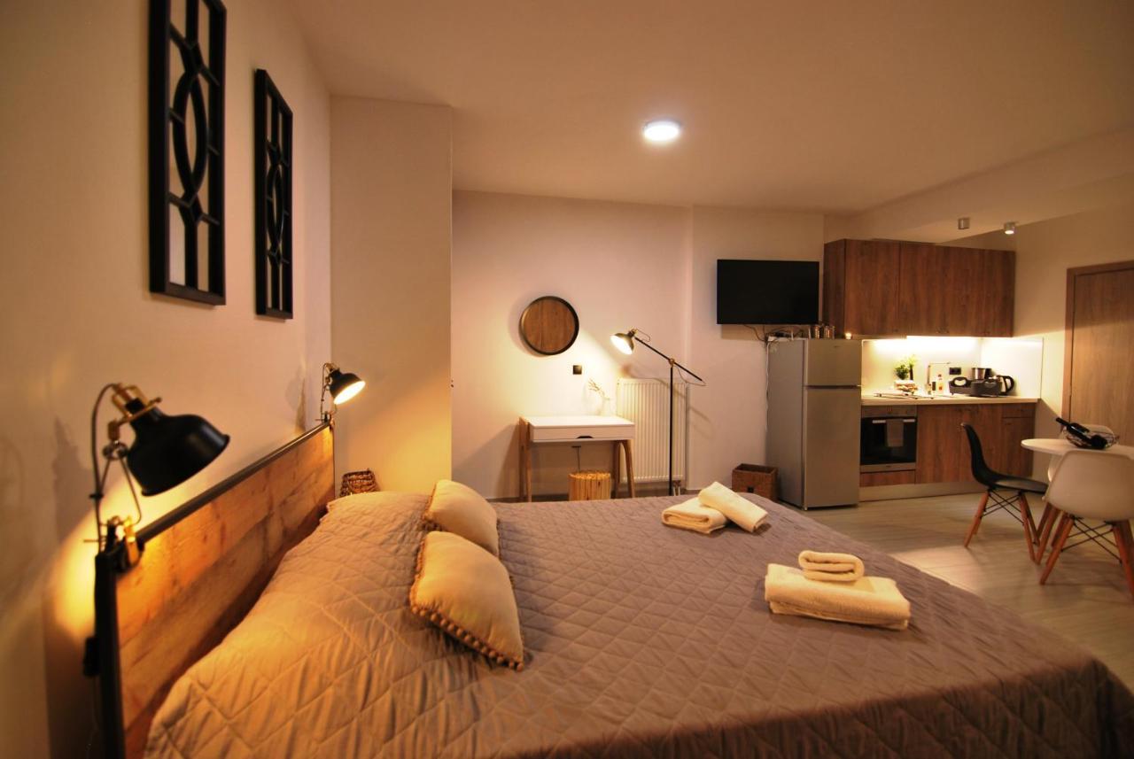Brand New Cozy Basement Apartment อาร์กอสโตลี ภายนอก รูปภาพ