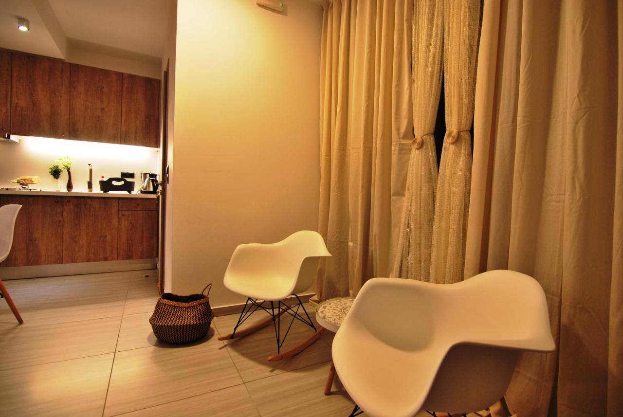 Brand New Cozy Basement Apartment อาร์กอสโตลี ภายนอก รูปภาพ