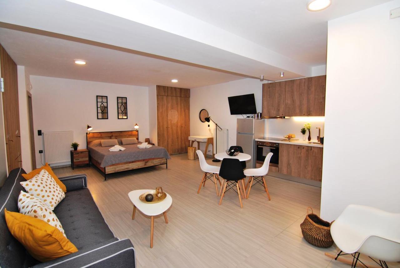 Brand New Cozy Basement Apartment อาร์กอสโตลี ภายนอก รูปภาพ